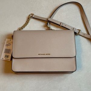 NWT MICHAEL KORS DANIELA CROSSBODY BAG IN OYSTER  NUDE BEIGE